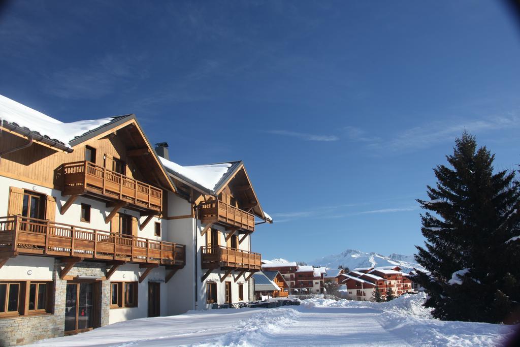 Chalet-Hotel Le Beausoleil, The Originals Relais Fontcouverte-la-Toussuire Exterior foto